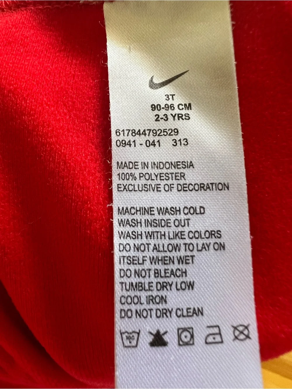 Nike 3T Red & Gray Kids Track Jacket + Pants Set plus red Adidas Shirt - Picture 4 of 7